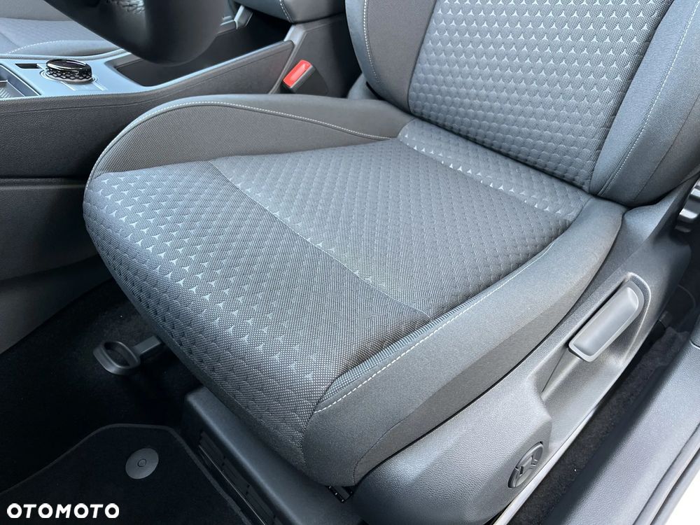 Volkswagen T-Roc 1.5 eTSI Life DSG - 13
