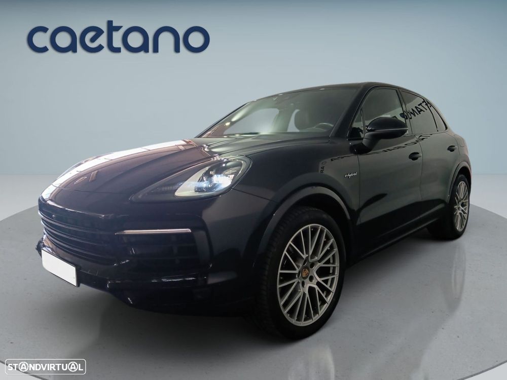 Porsche Cayenne E-Hybrid - 2