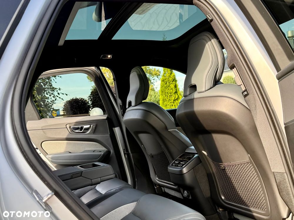 Volvo XC 60 B4 D AWD Geartronic RDesign - 36