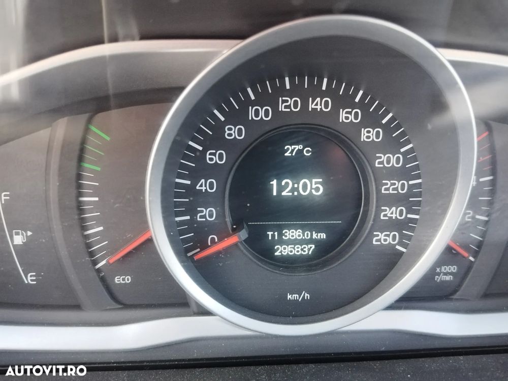 Volvo XC 60 - 13