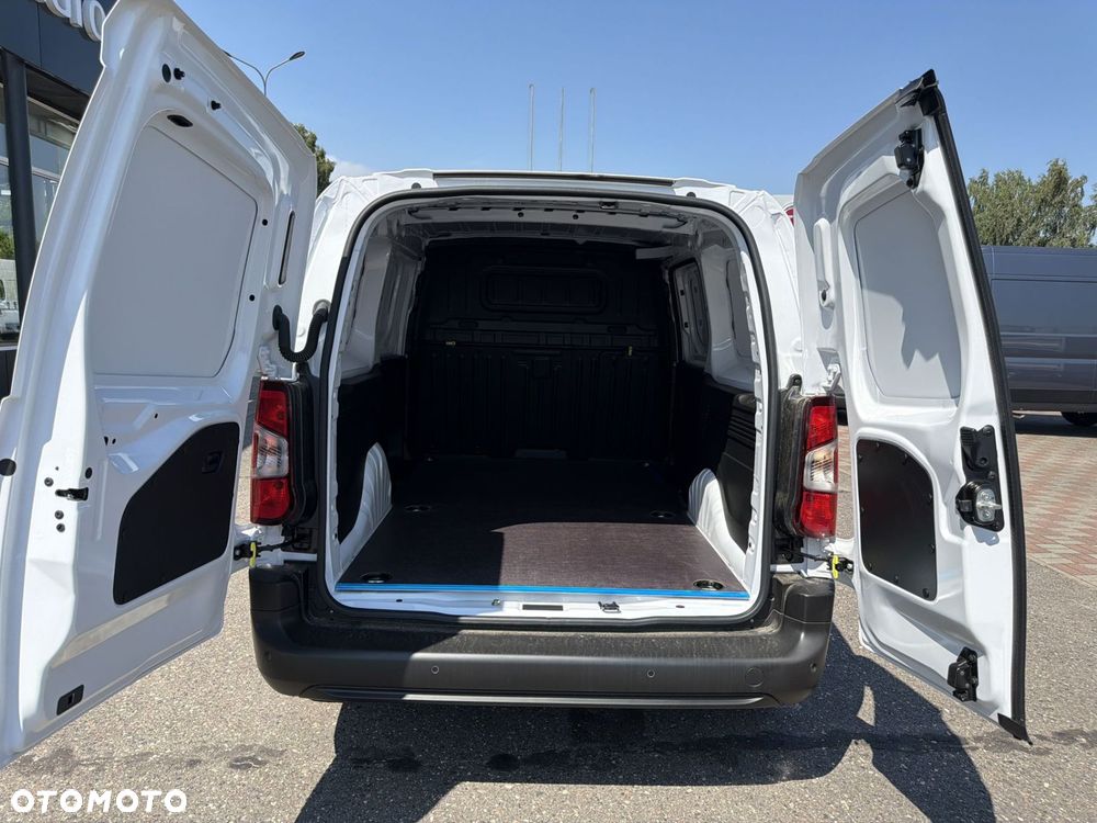 Fiat Doblo Cargo/Van - 11