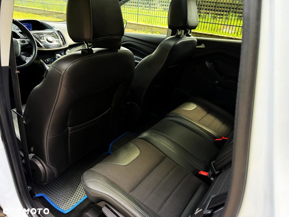 Ford Kuga 2.0 TDCi 4WD Titanium - 11