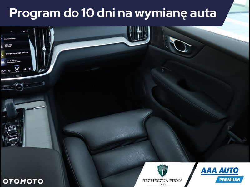 Volvo V60 Cross Country - 9