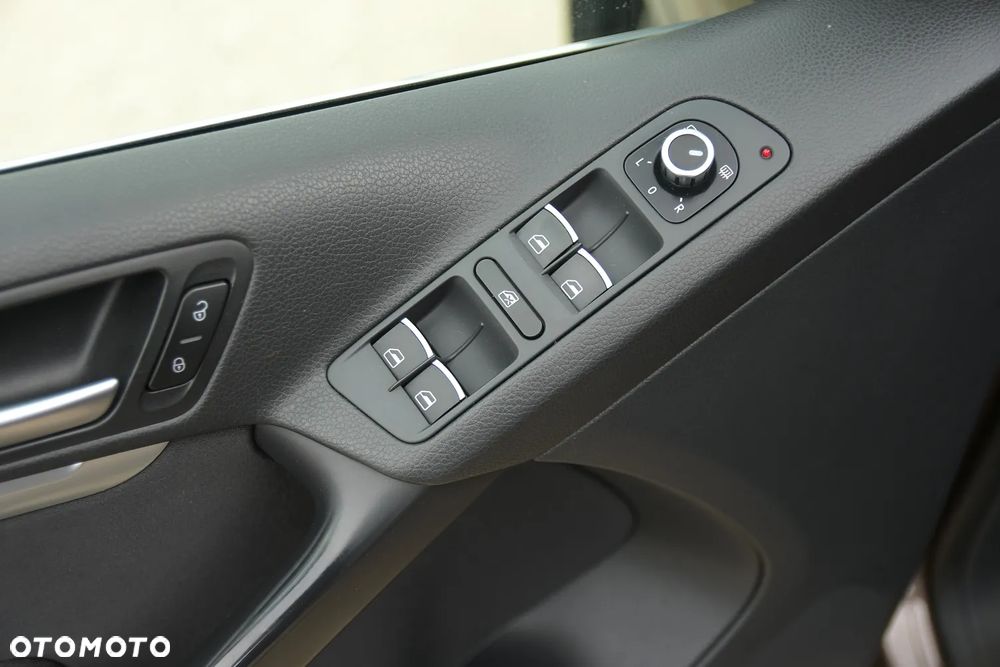 Volkswagen Tiguan 2.0 TDI DPF 4Motion DSG Sport & Style - 25