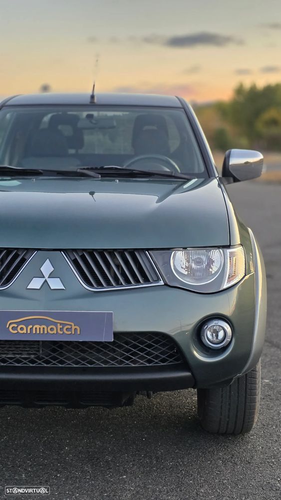 Mitsubishi L200 Pick Up 4x4 Intense Club Cab - 24