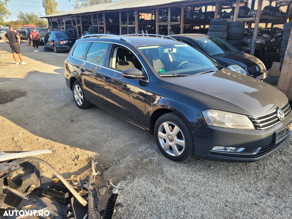 dezmembrez vw passat b7,2l diesel - 4