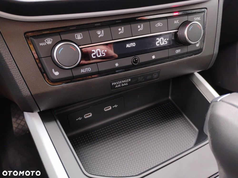 Seat Arona 1.0 TSI Style S&S DSG - 24