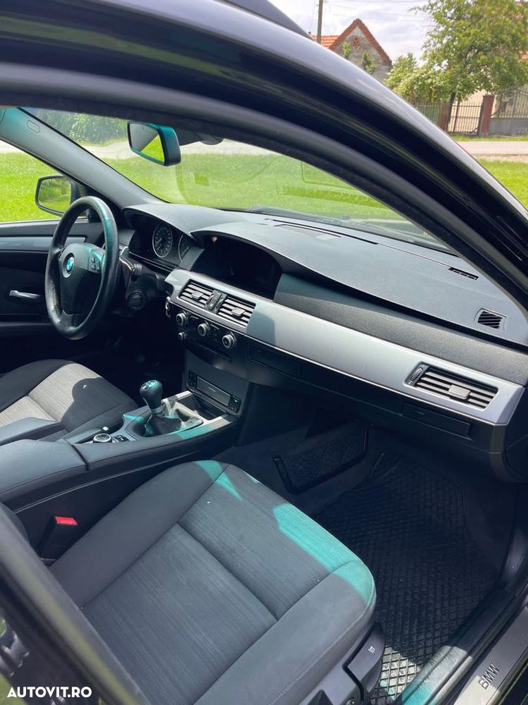 BMW Seria 5 520d - 5