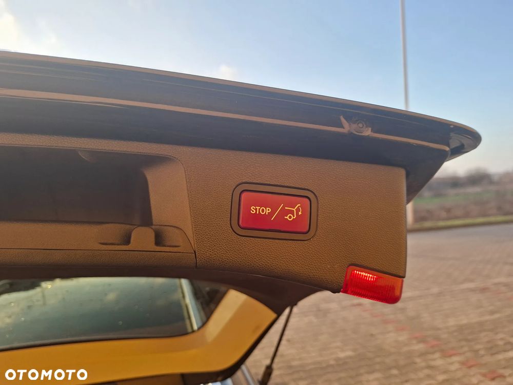 Mercedes-Benz Klasa E - 9