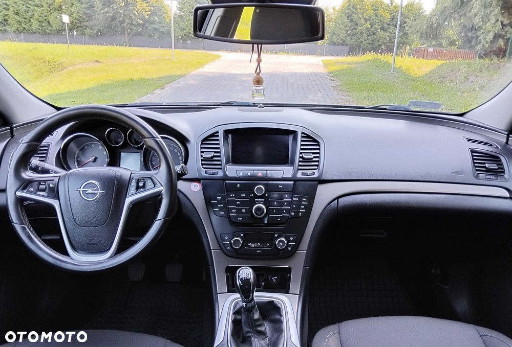 Opel Insignia - 8