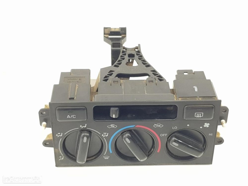 COMANDO CLIMATIZADOR TOYOTA LAND CRUISER J9 - 1