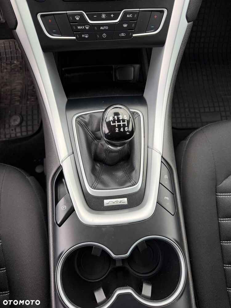 Ford Mondeo - 19