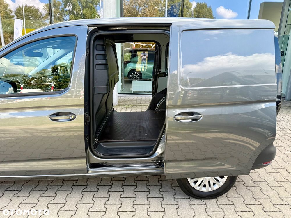 Volkswagen CADDY MODIFIED PARTITION WALL - 13