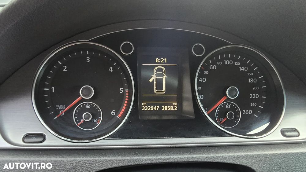 Volkswagen Passat 2.0 TDI Comfortline - 7
