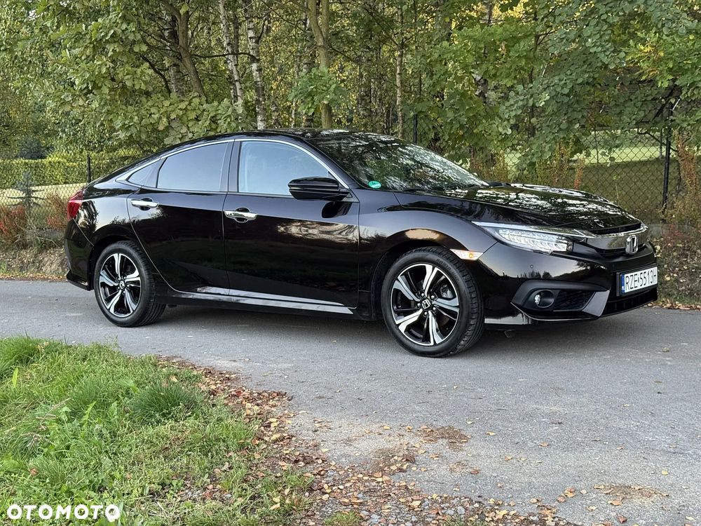 Honda Civic 1.5 i-VTEC Turbo Executive - 19
