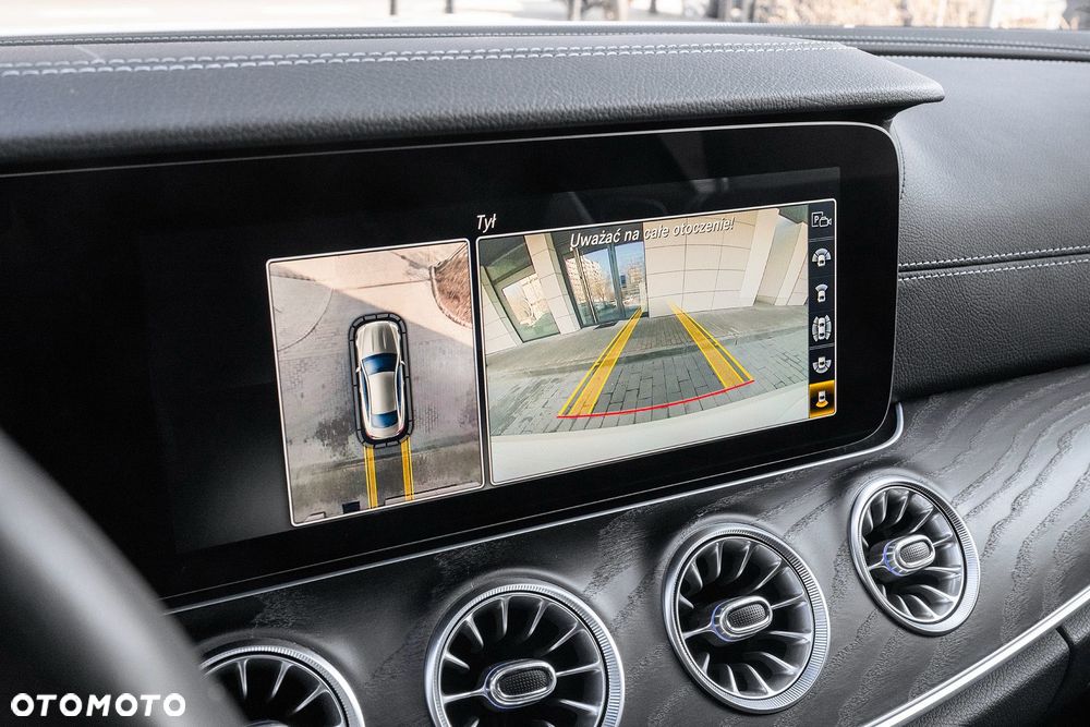 Mercedes-Benz Klasa E 220 d 4-Matic 9G-TRONIC - 31