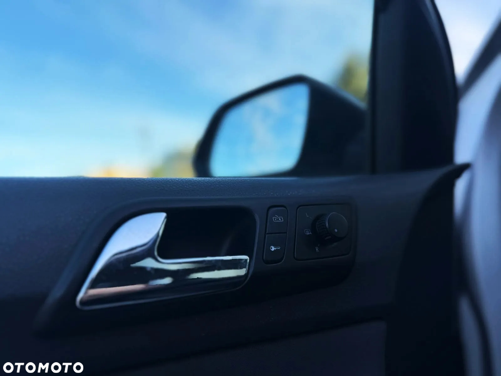 Volkswagen Polo - 12