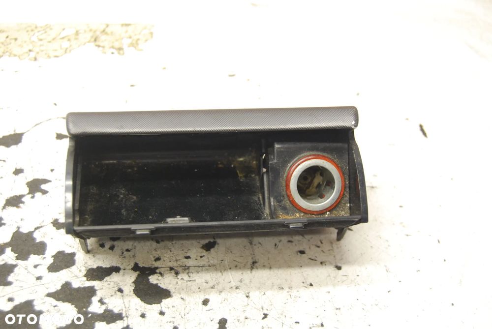 POPIELNICZKA 30830-0100T VW PASSAT B5 LIFT - 2