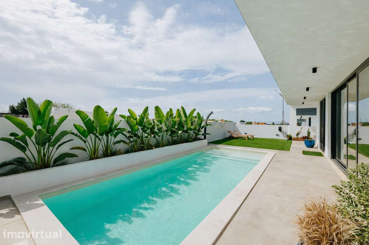 Moradia T4 com piscina e 3 suites | A escolha inteligente para viver c - Grande imagem: 5/44