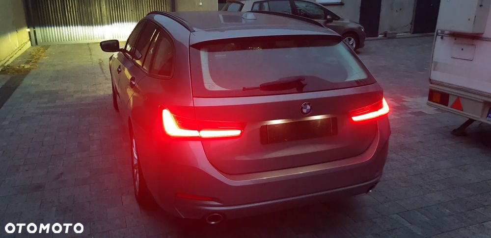 BMW Seria 3 318d MHEV Business Edition - 28