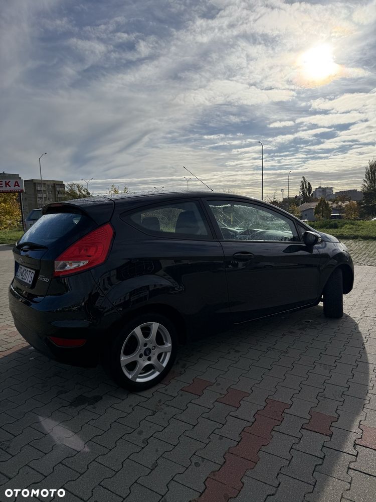 Ford Fiesta - 4