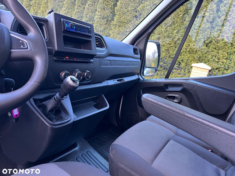 Renault Master - 24