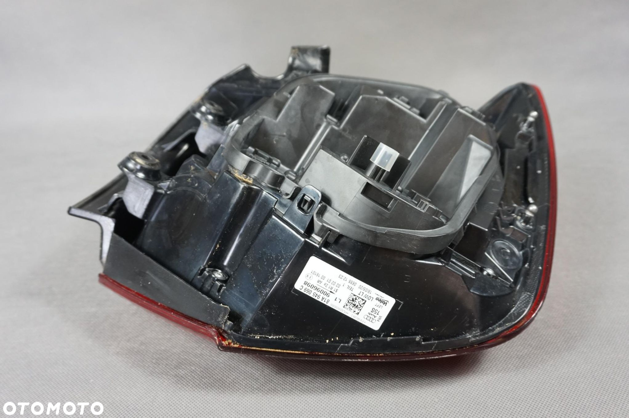 LAMPA PRAWA TYLNA AUDI Q2 81A 81A645069C - 6