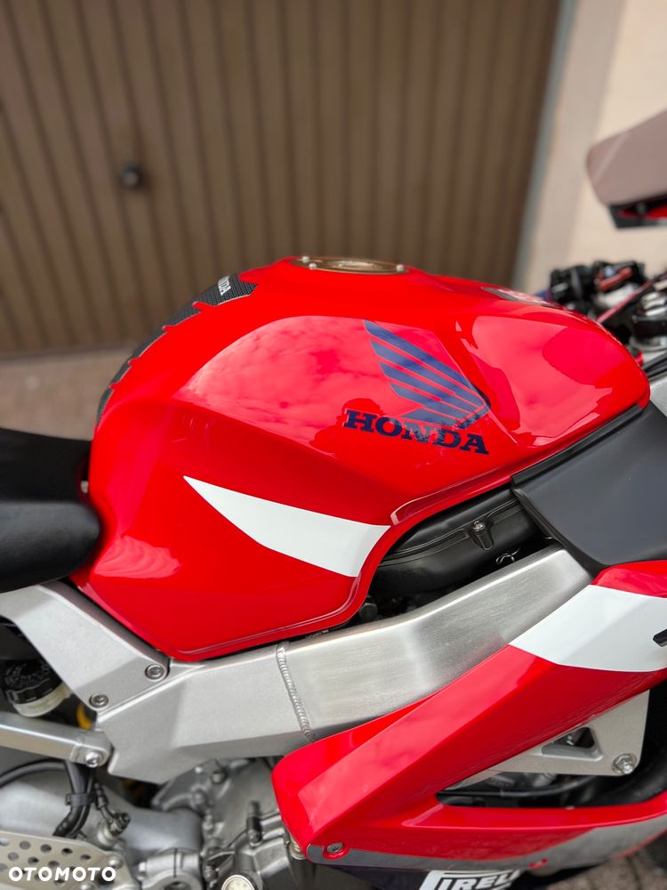 Honda CBR - 4