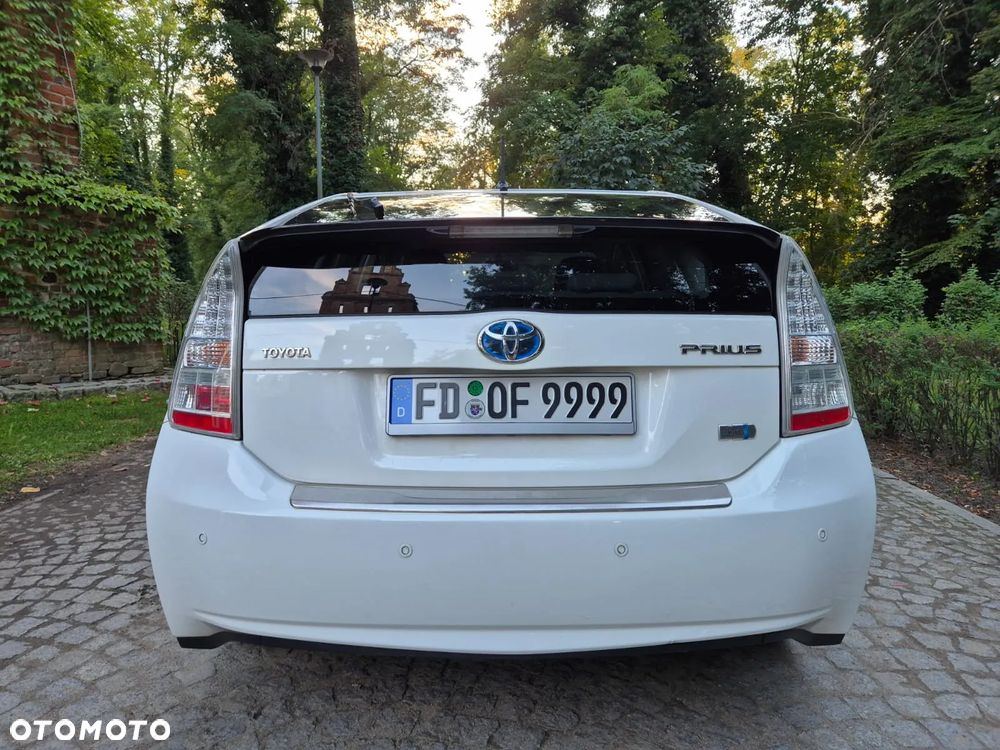 Toyota Prius (Hybrid) Sol - 6