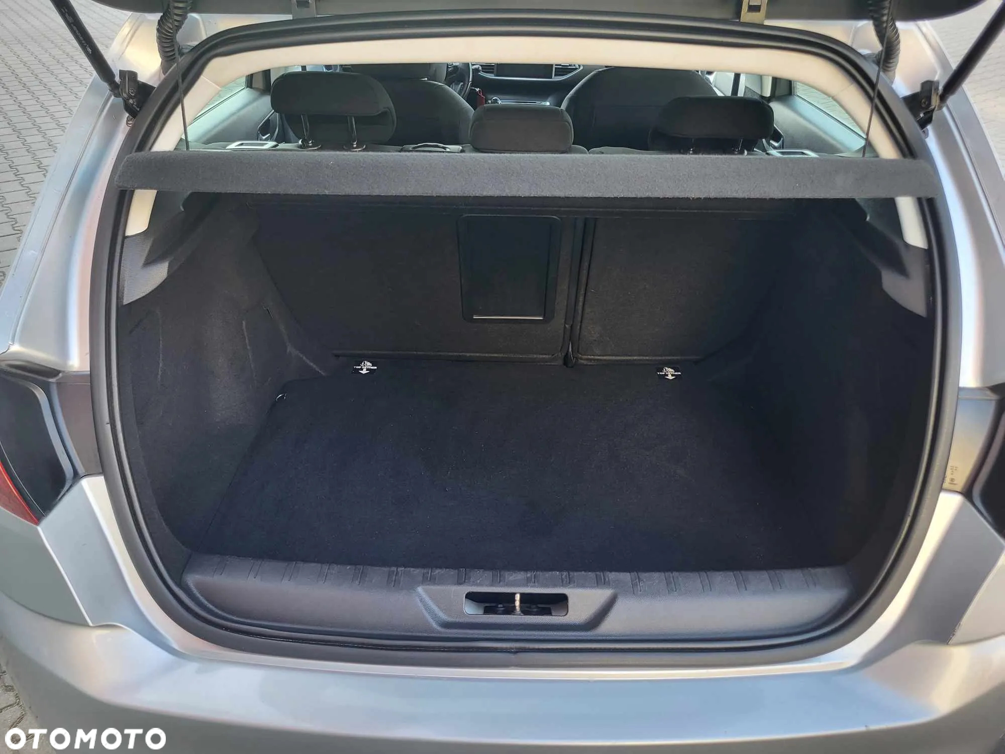 Peugeot 308 1.6 THP Active - 11