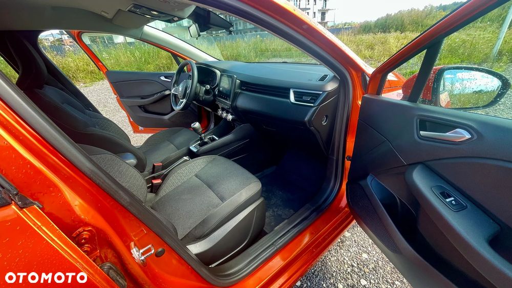 Renault Clio - 21