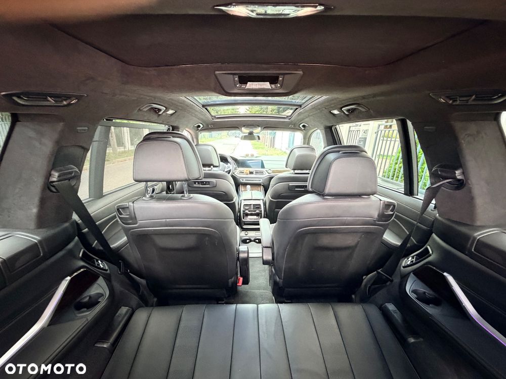 BMW X7 M50i sport - 19