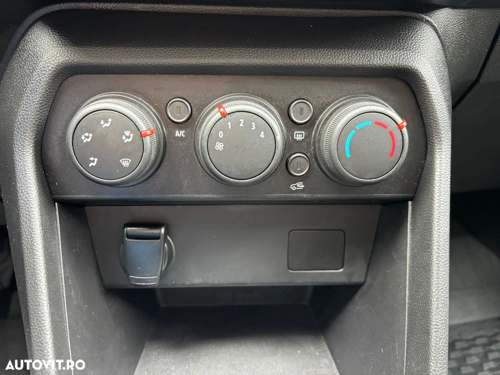 Dacia Logan TCe 90 MT5 Comfort - 21