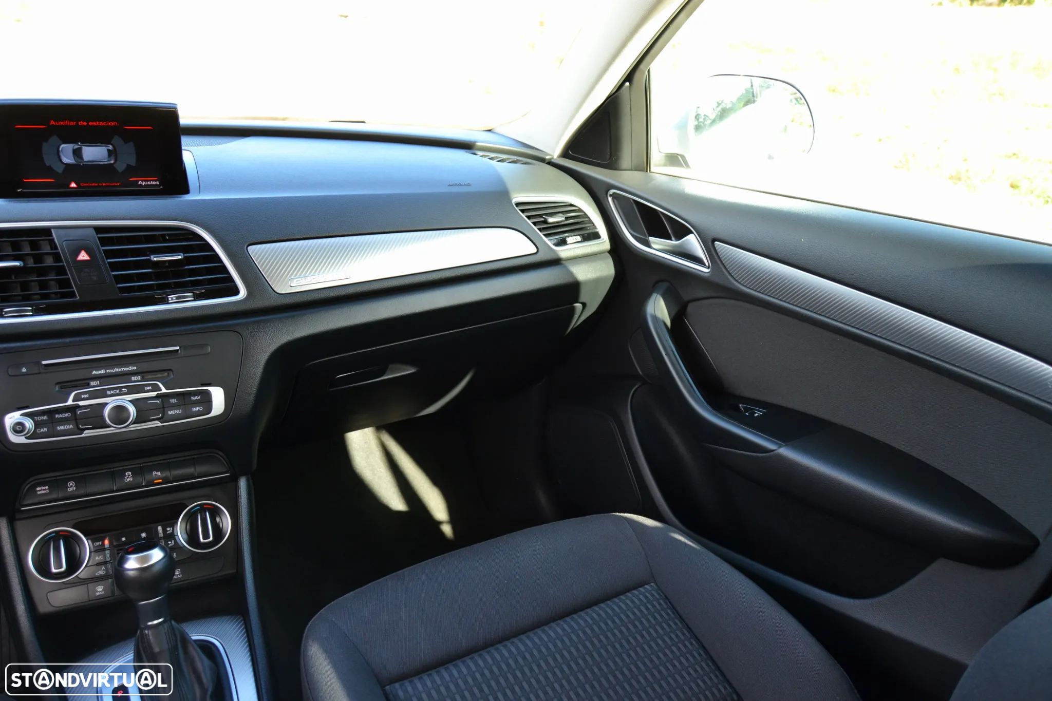 Audi Q3 2.0 TDI quattro Design S tronic - 14