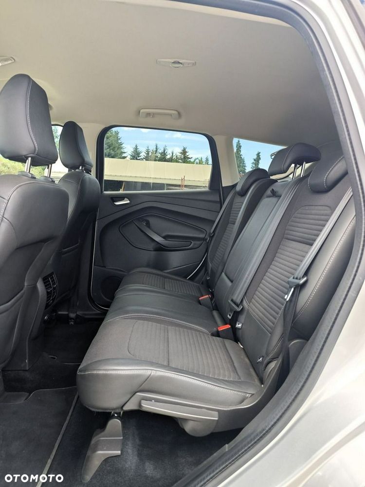Ford Kuga - 30
