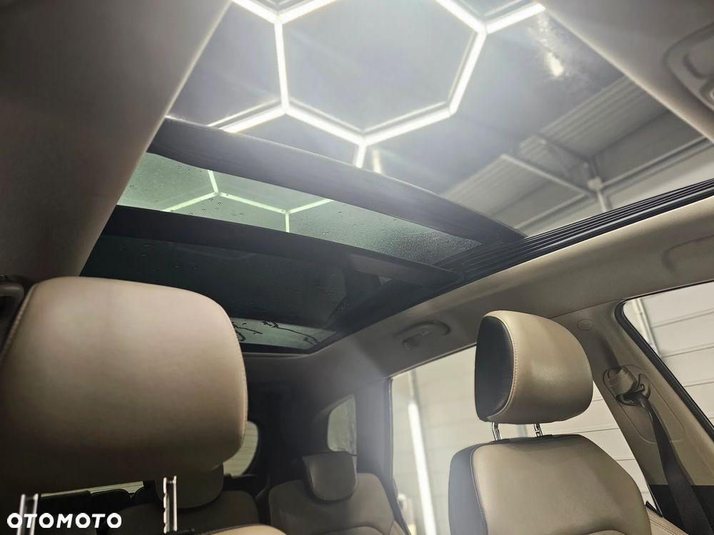 Kia Carens 1.6 GDI Business Line 7os EU6 - 26