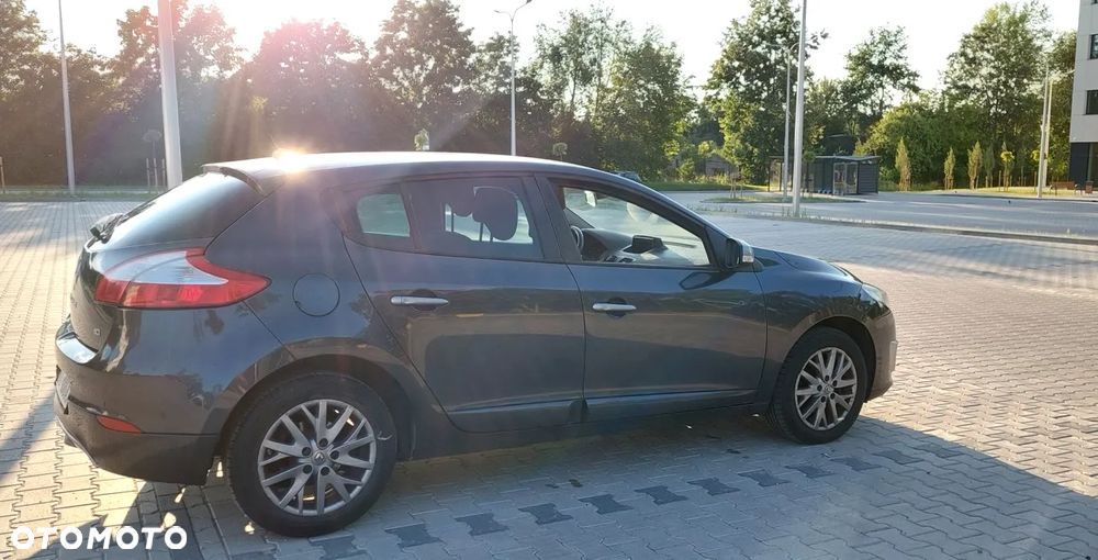 Renault Megane ENERGY dCi 110 Start & Stop Dynamique - 4