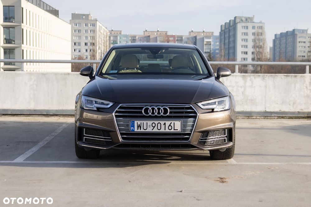 Audi A4 Limousine 1.4 TFSI Sport S tronic - 6