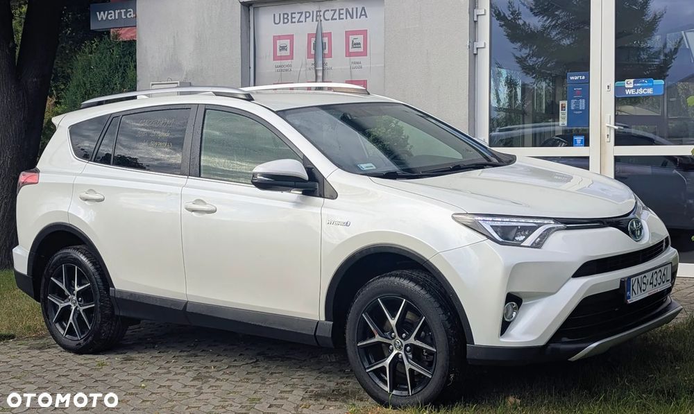 Toyota RAV4 Hybrid Premium 4x2 - 13