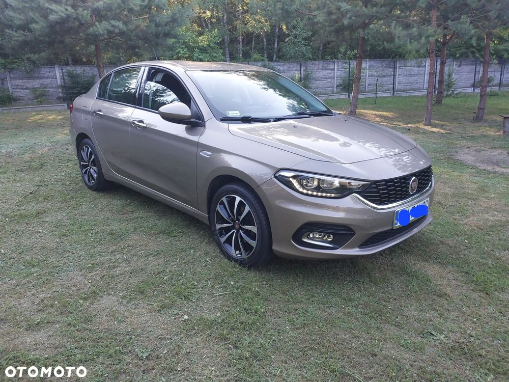 Fiat Tipo 1.4 16v Lounge EU6d - 10