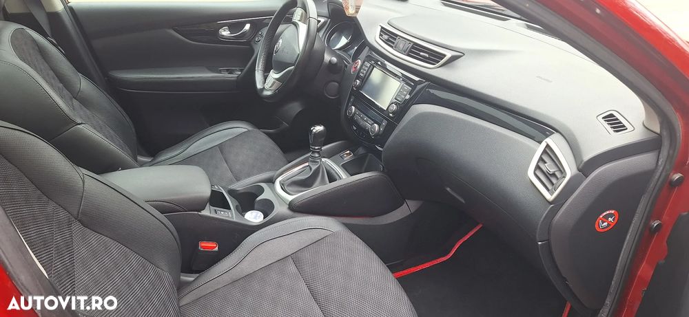 Nissan Qashqai 1.6 DCI TEKNA+ - 7
