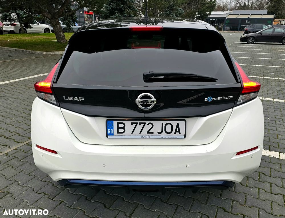 Nissan LEAF Tekna - 13