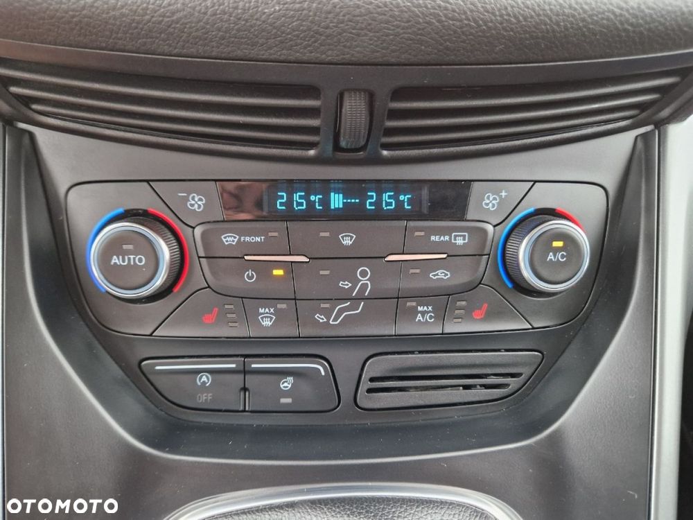 Ford Kuga - 15