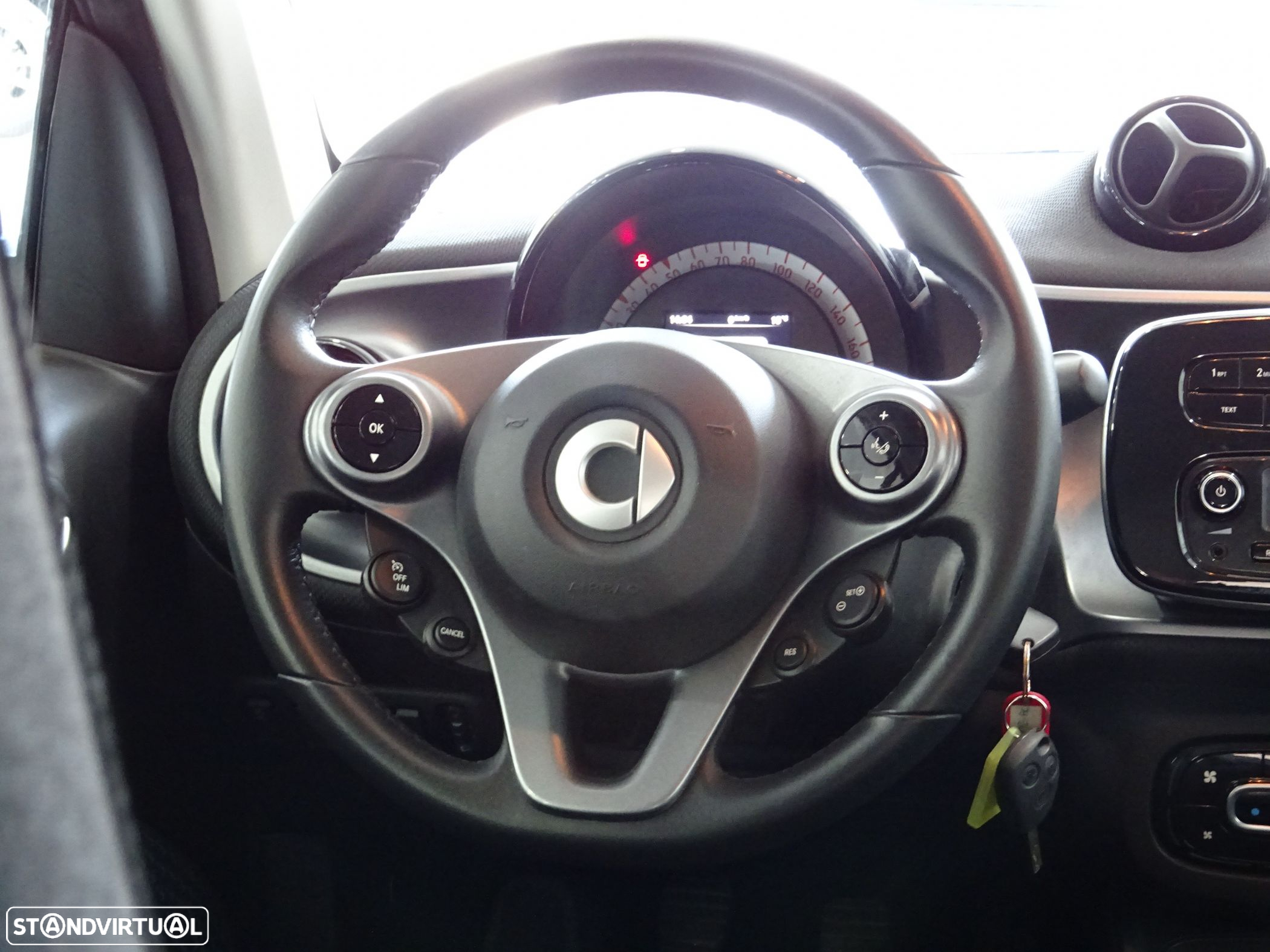 Smart ForTwo Coupé 1.0 Passion 71 - 12