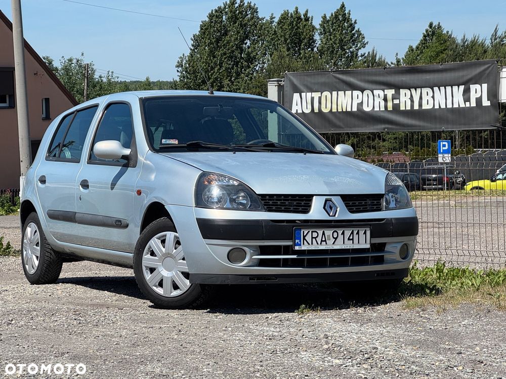 Renault Clio 1.4 16V Privilege - 1