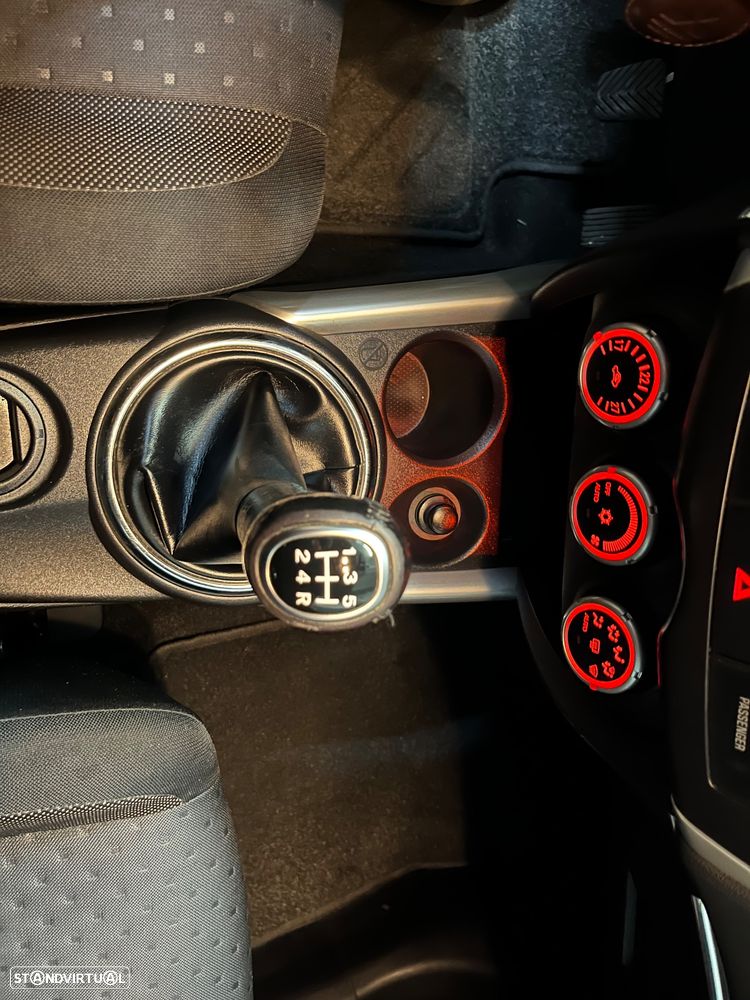 Mitsubishi ASX 1.6 Intense - 20