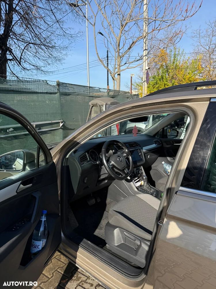 Volkswagen Tiguan 2.0 TDI 4Mot DSG Comfortline - 22