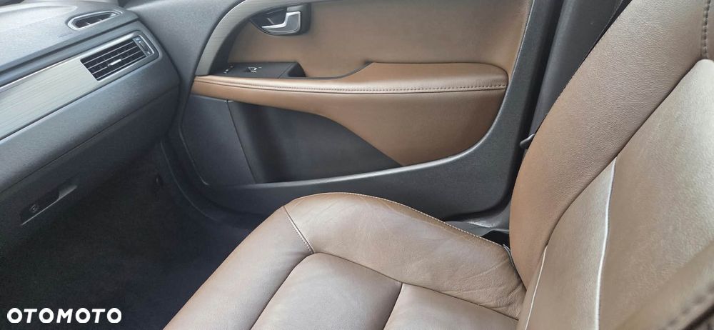 Volvo XC 70 - 11