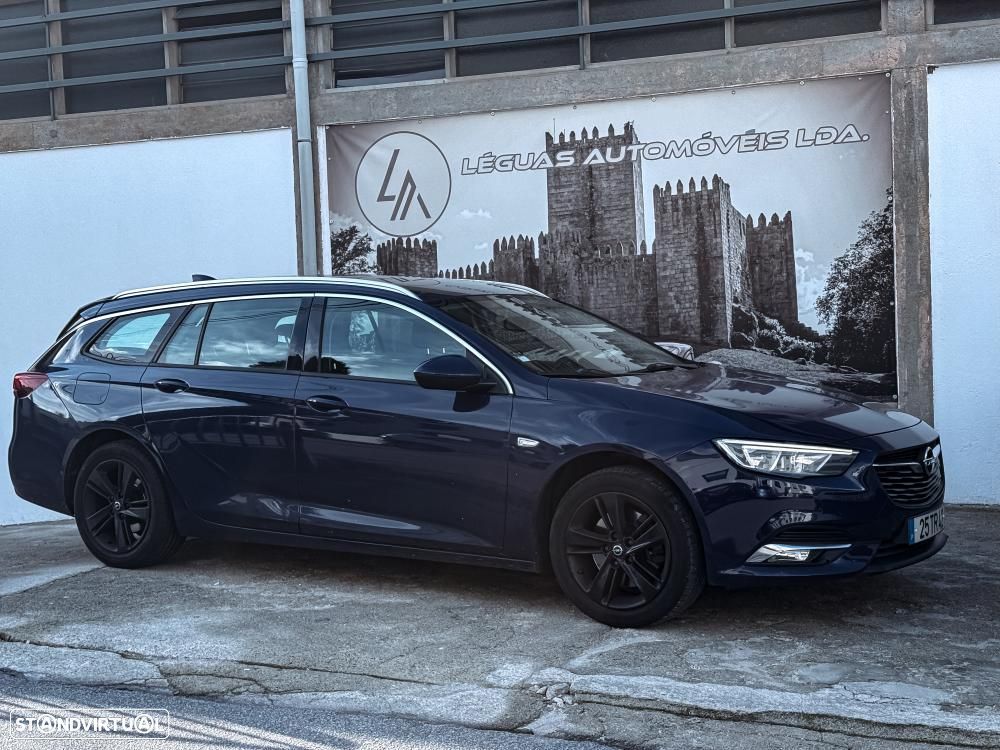 Opel Insignia Sports Tourer 1.6 CDTi Innovation Auto. - 1