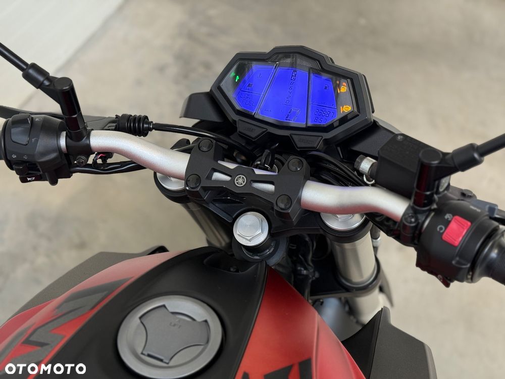 Yamaha MT - 21